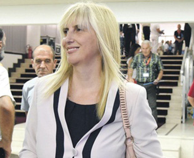 СНП напустило 38 чланова